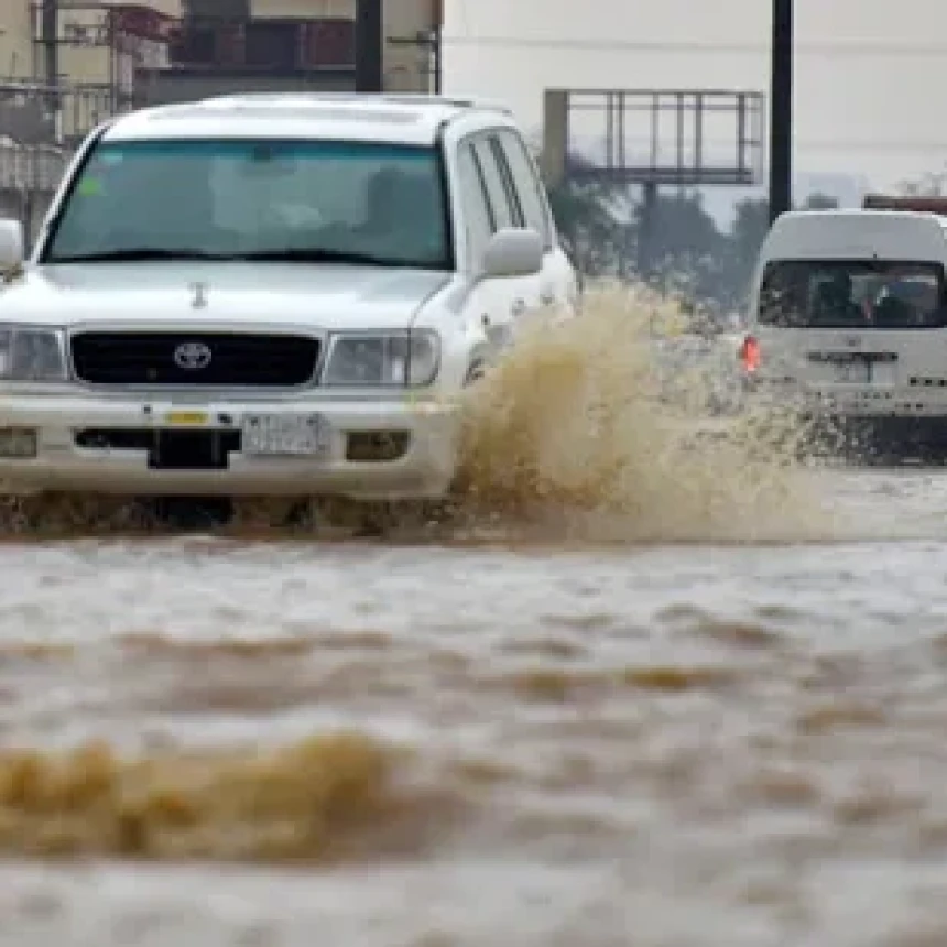Usai Dilanda Banjir Bandang, Potensi Cuaca Buruk Masih Mengintai Makkah