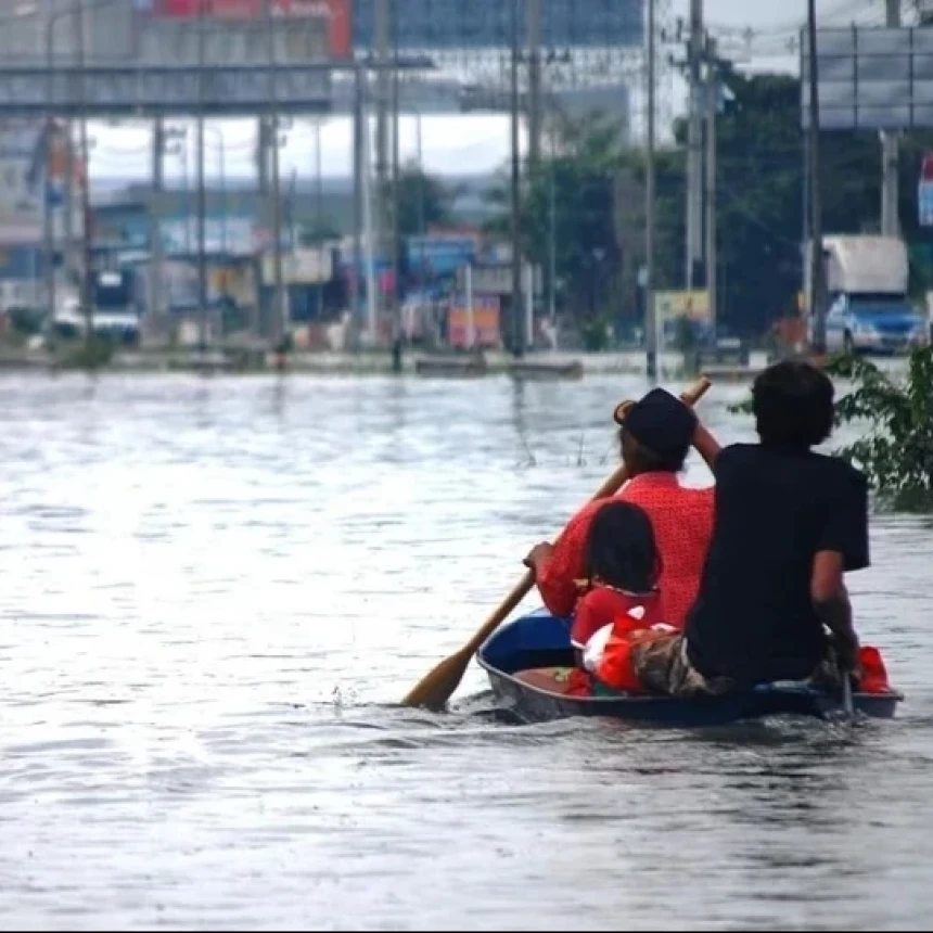 BRIN Ungkap Badai Squall Line Jadi Penyebab Banjir di Semarang, Berikut Penjelasannya