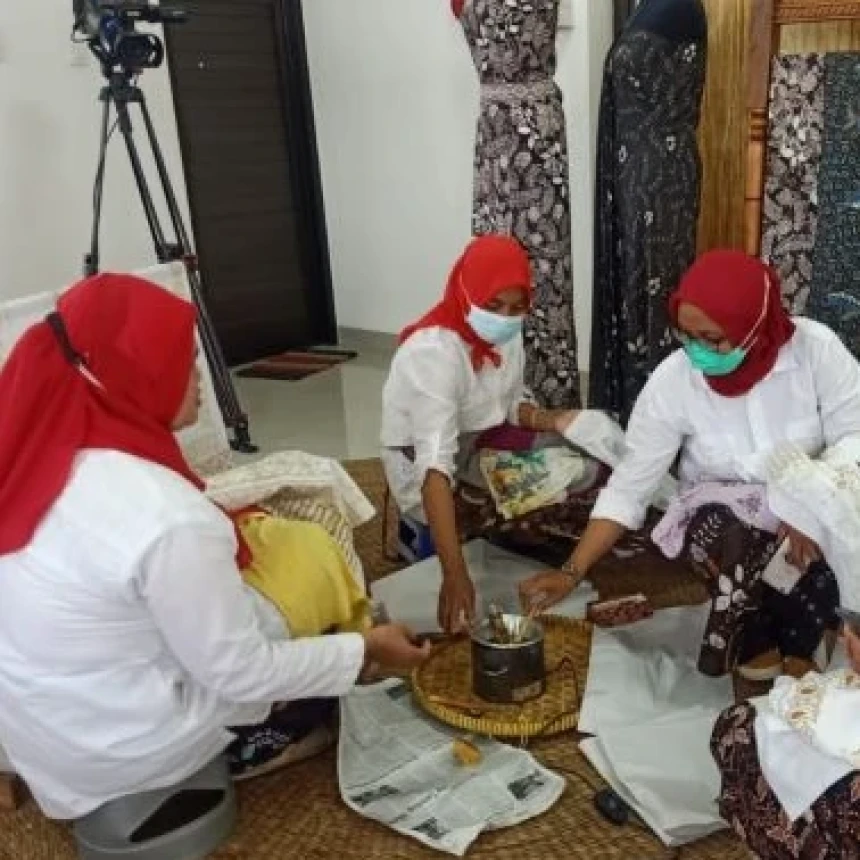 Pengrajin Batik dari Sleman Yogyakarta Dapat Dukungan Pertamina