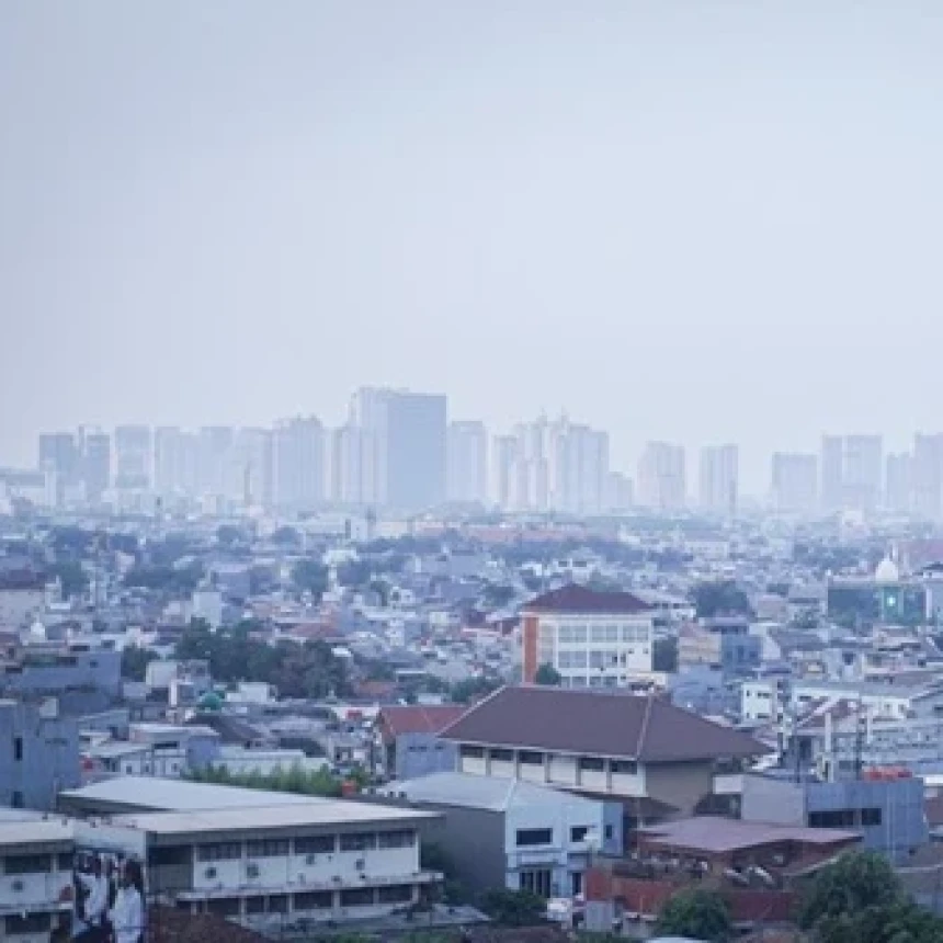BMKG Ungkap Penyebab Suhu Udara Jabodetabek Terasa Kian Gerah