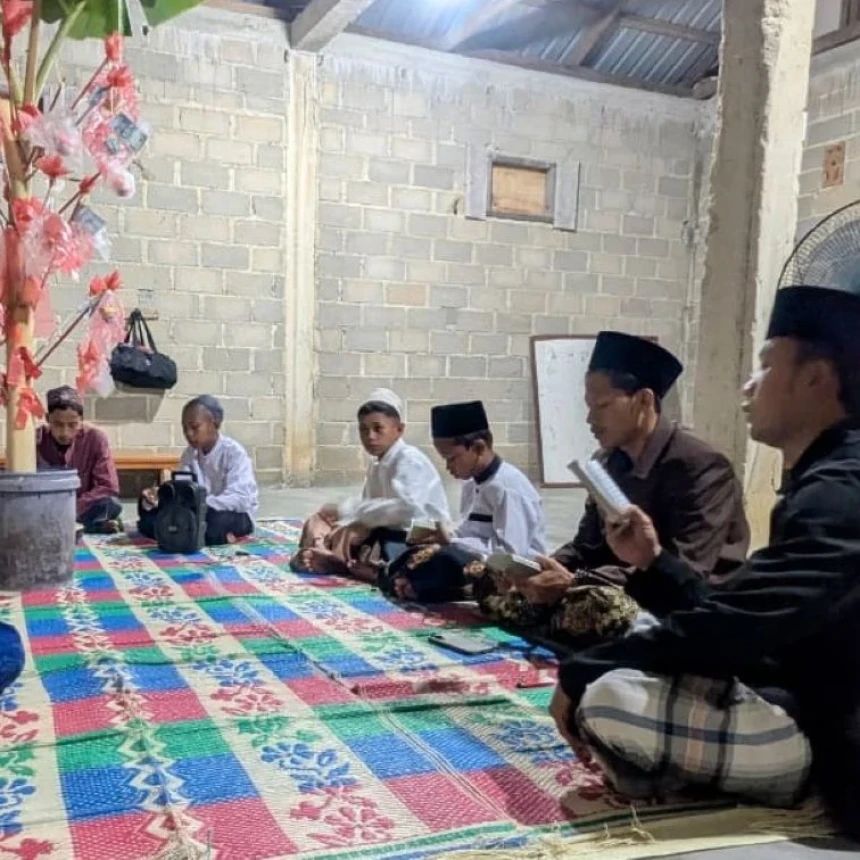 Elpiji Rp300 Ribu dan Kolam Wudhu 10 Sentimeter: Cara Dai NU Bertahan di Jemaja Timur Kepri