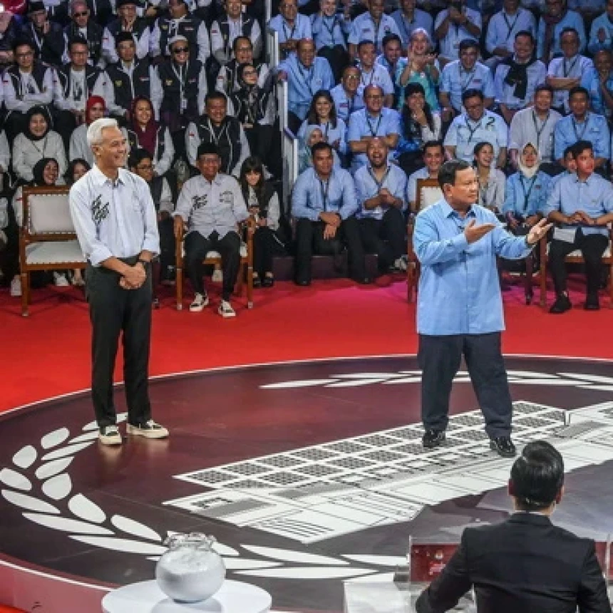Penampilan Debat Perdana Anies, Prabowo, dan Ganjar Menurut Pakar Linguistik