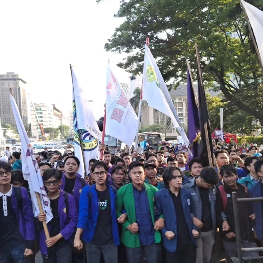 Mahasiswa Gelar Demo Tuntut Pemerintah Batalkan Kenaikan PPN 12%