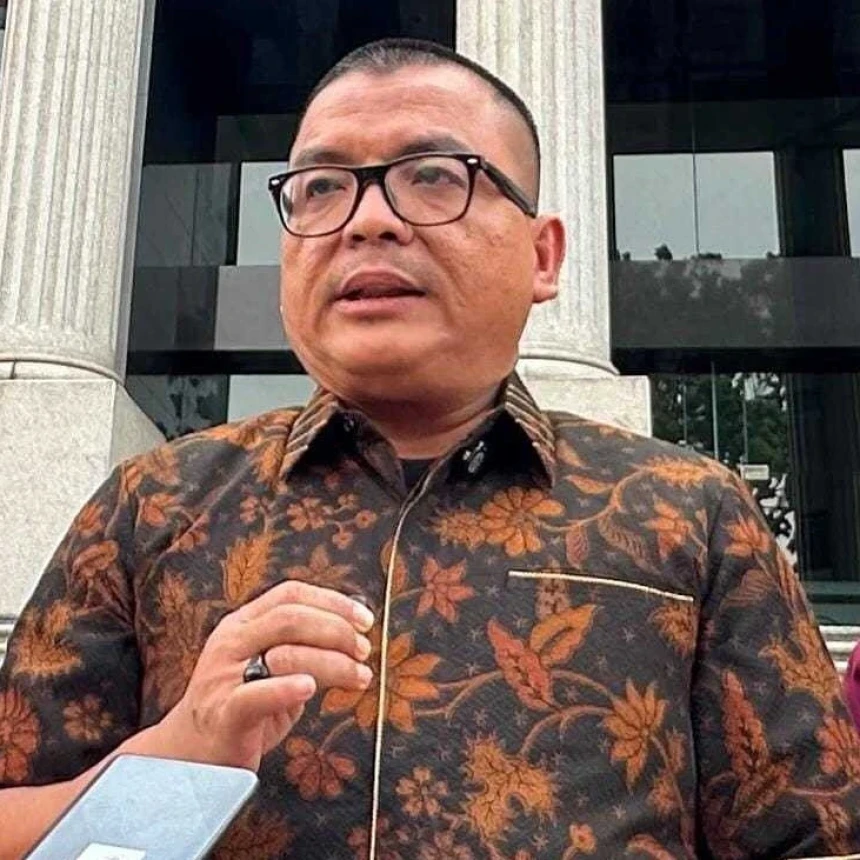 Denny Indrayana Nilai Gibran Semestinya Mundur jika Tak Lagi Penuhi Syarat Pendidikan