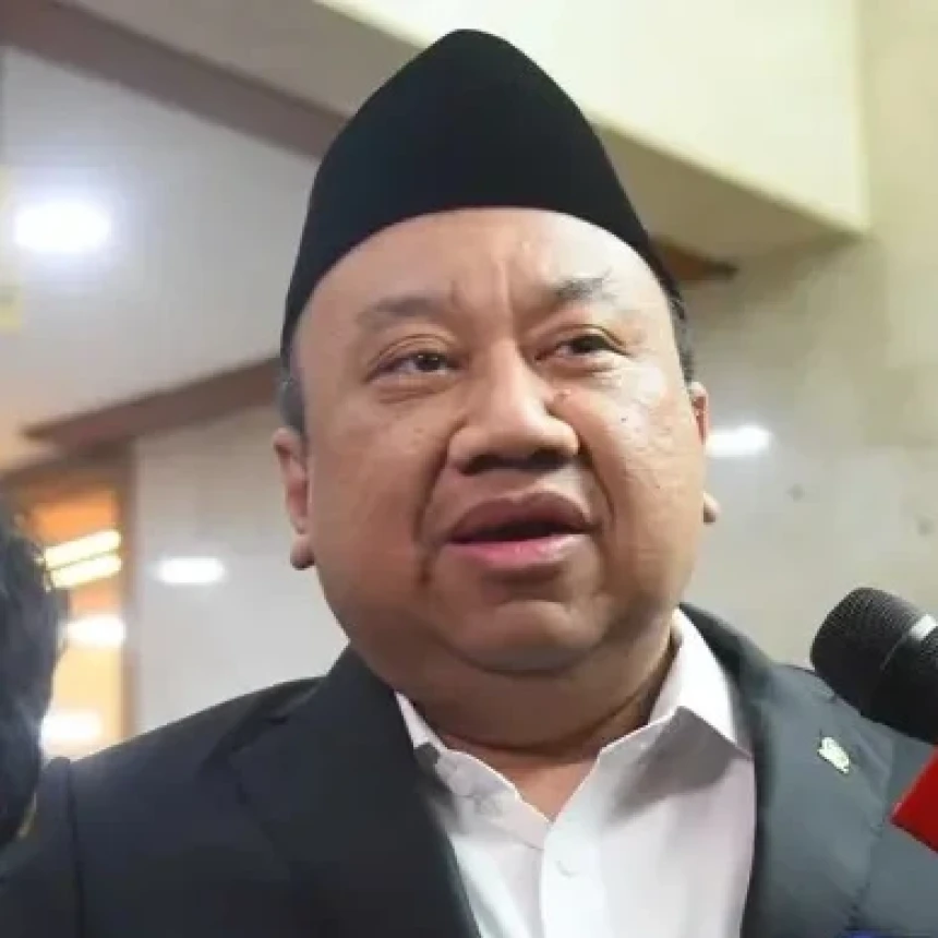 DPR Minta BPS Tuntaskan Perbaikan Data Desil dalam 2 Minggu