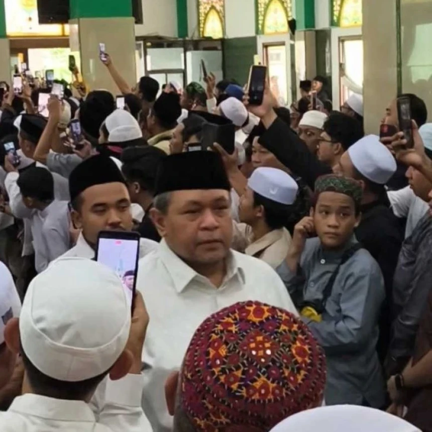 Gus Faiz Ceritakan Wasiat dan Keinginan KH Syukron Makmun sebelum Wafat