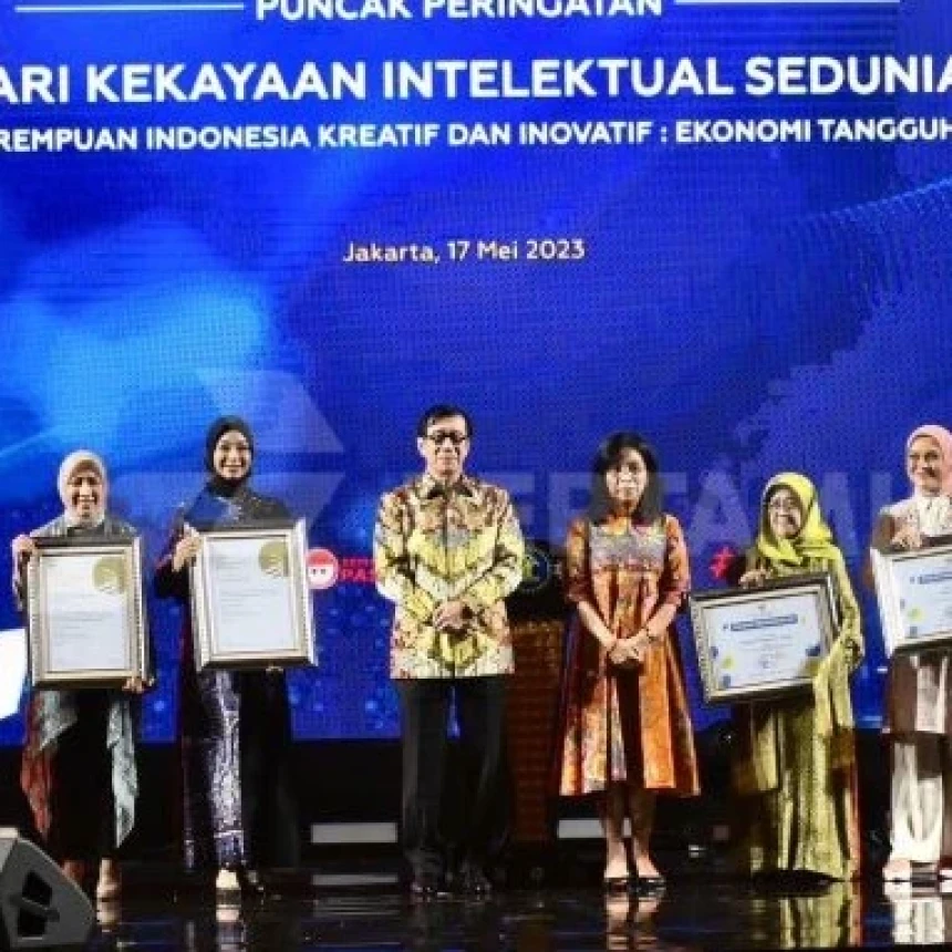 Dirut Pertamina Raih Penghargaan sebagai Perempuan Indonesia Pendorong Inovasi