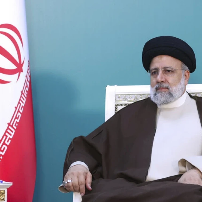 Presiden Iran Ebrahim Raisi dan Rombongan Dilaporkan Meninggal dalam Kecelakaan Helikopter