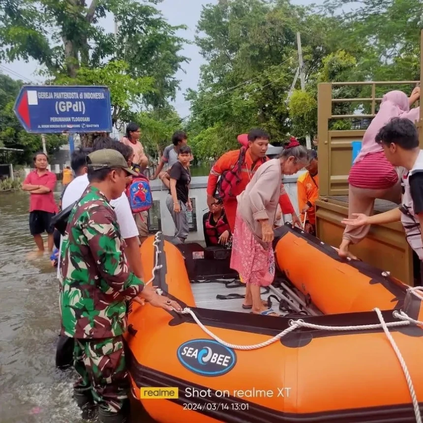BNPB Lakukan Modifikasi Cuaca Imbas Banjir Rendam 8 Wilayah Jateng