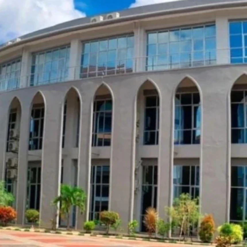 Menimbang Penutupan Prodi: Semua Harus Relevan Industri?