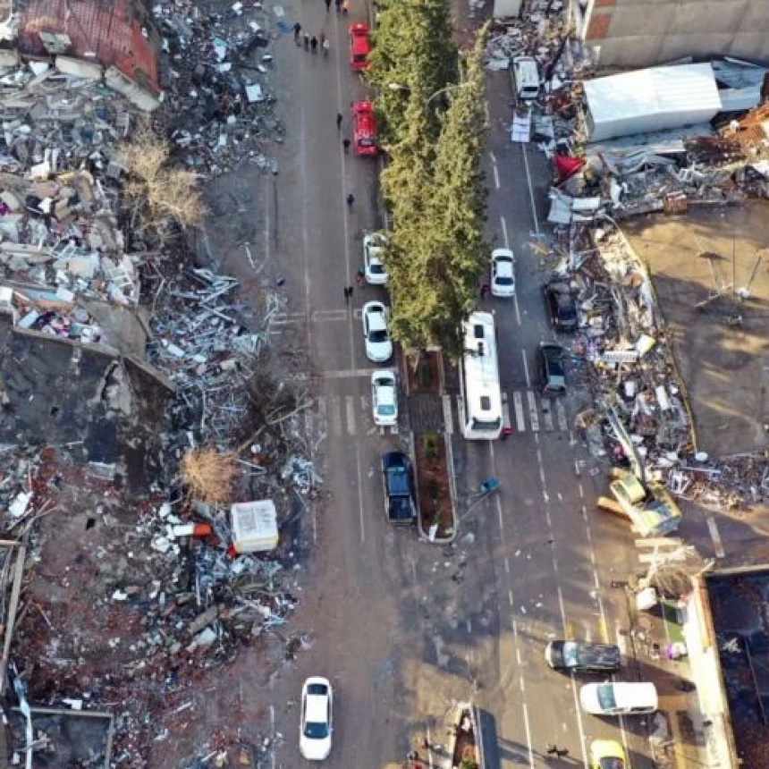Update Korban Gempa Turki Bertambah, 4.800 Orang Tewas