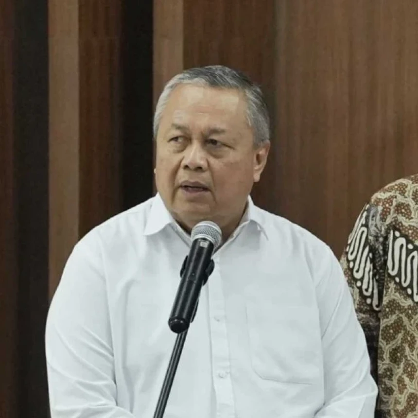 Rupiah Tembus Rp18.000 per Dolar AS, Gubernur BI Siapkan Dua Langkah Penguatan