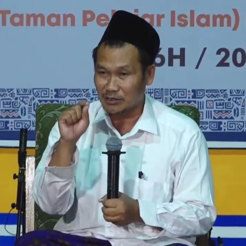 Gus Baha Jelaskan Kecerdasan Kiai Bisri Mustofa Tulis Tafsir Al-Ibriz