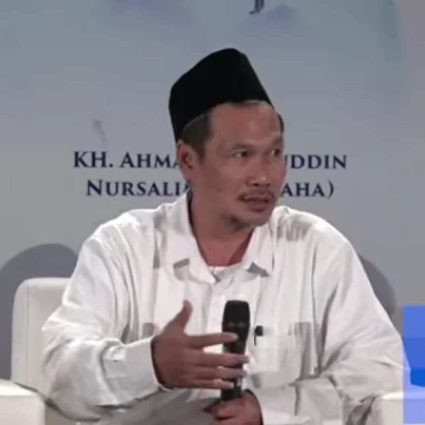 Pengajian Jelang Ramadhan, Gus Baha Jelaskan Seni Mengelola Amar Ma'ruf Nahi Munkar