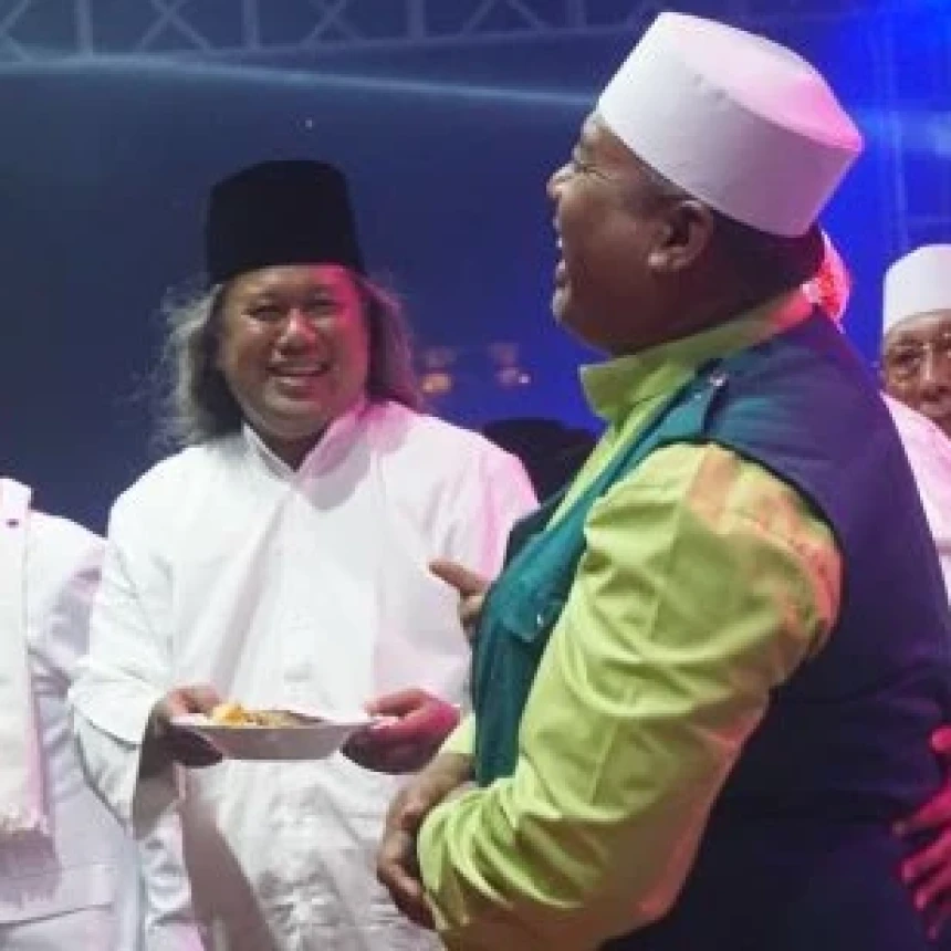 2 Tanggung Jawab Kaum Muslim Indonesia Mengisi Kemerdekaan menurut Gus Muwafiq 