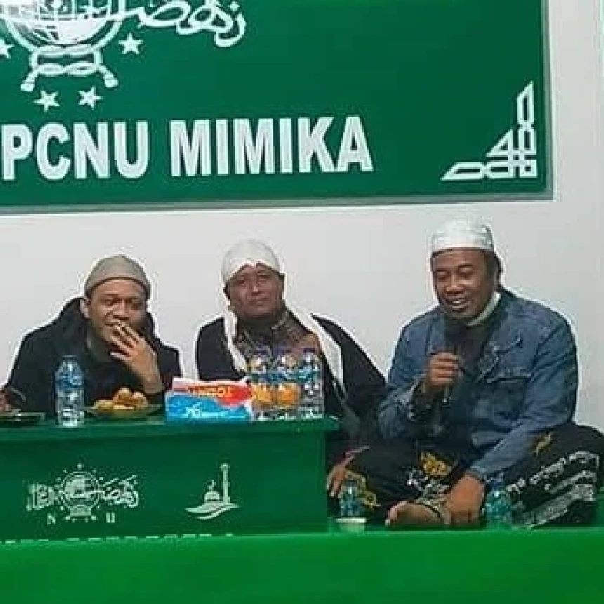 Gus Umar Fayumi Pati, Laras Jagat dan Filosofi Rokok Tingwenya