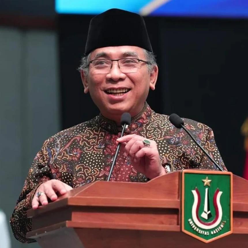 Gus Yahya di Hadapan Wisudawan Unas: Segera Beranjak Kejar Pencapaian Berikutnya