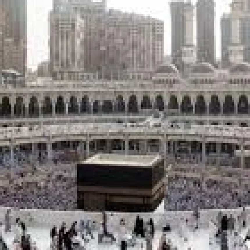 Khutbah Jumat: Haji dan Pesan Kesetaraan Manusia di Hadapan Allah
