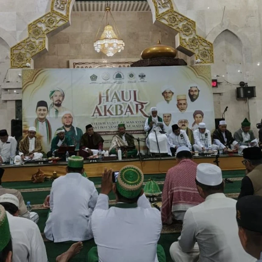 Haul Akbar Syekh Yusuf dan Syekh Samman Perkuat Sinergi Ulama dan Umara di Maros Sulsel