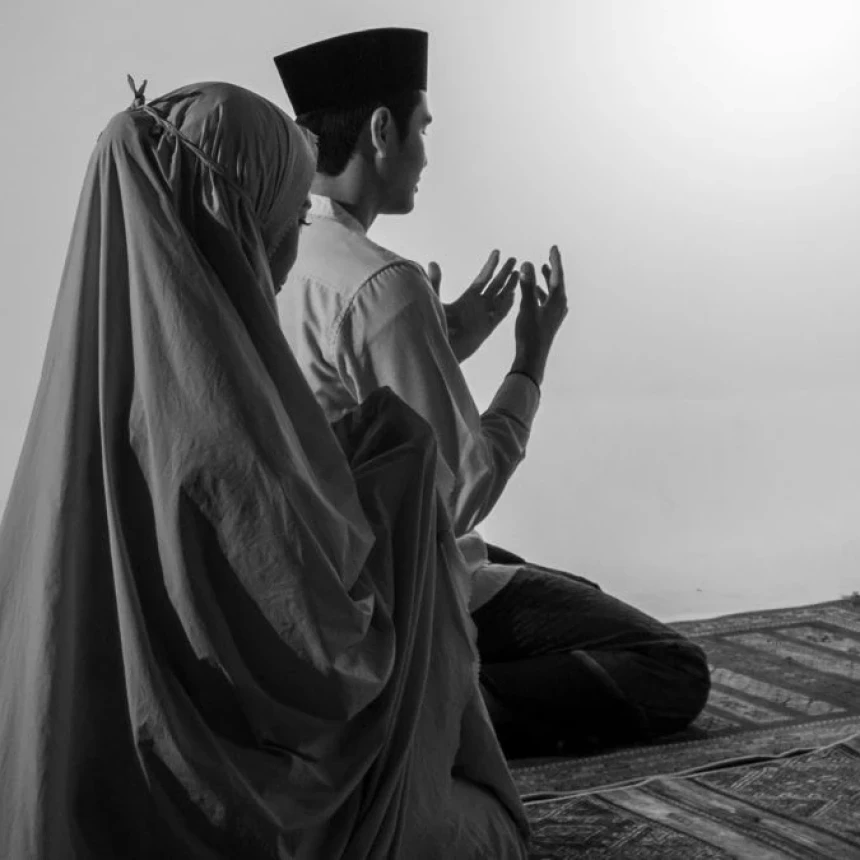 Nafkah Istri Tercukupi dengan Penghasilannya Sendiri, Bolehkah Menolak Hubungan Intim?