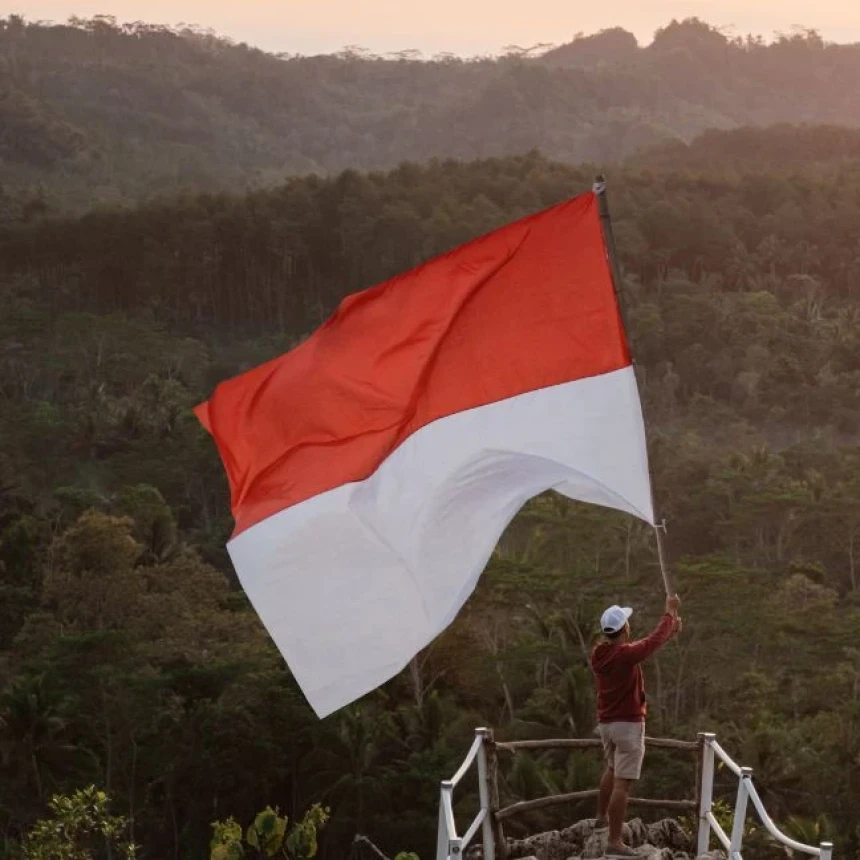 Khutbah Jumat: Hindari Kemaksiatan dalam Perayaan Kemerdekaan