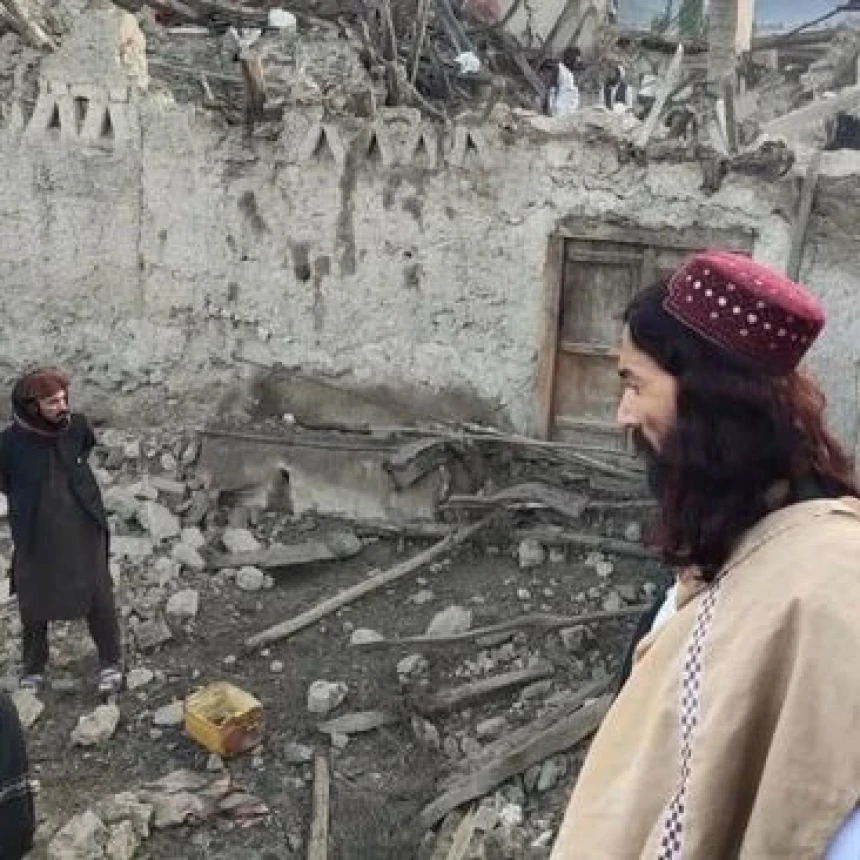 Afghanistan Diguncang Gempa, Hampir 1.000 Orang Meninggal