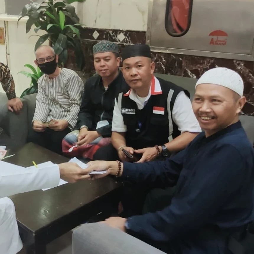 Jamaah Haji yang Kehilangan 3500 Riyal di Kamar Telah Diganti Manajemen Hotel