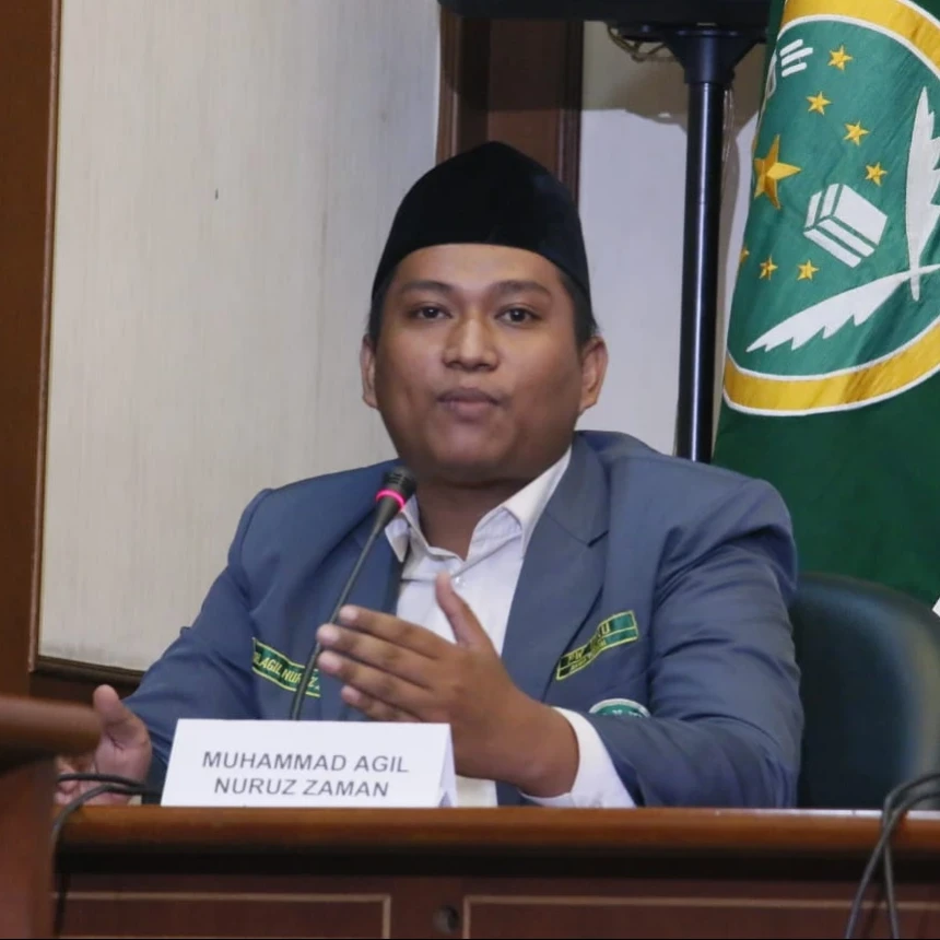Kongres Berakhir, Ketua Umum IPNU Agil Gandeng Tangan Kader Se-Indonesia