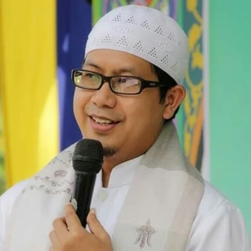 Cerita Wakil Ketua Aswaja NU Jatim saat Disuruh Jamaah Merujuk Al-Qur’an dan Hadits Saja