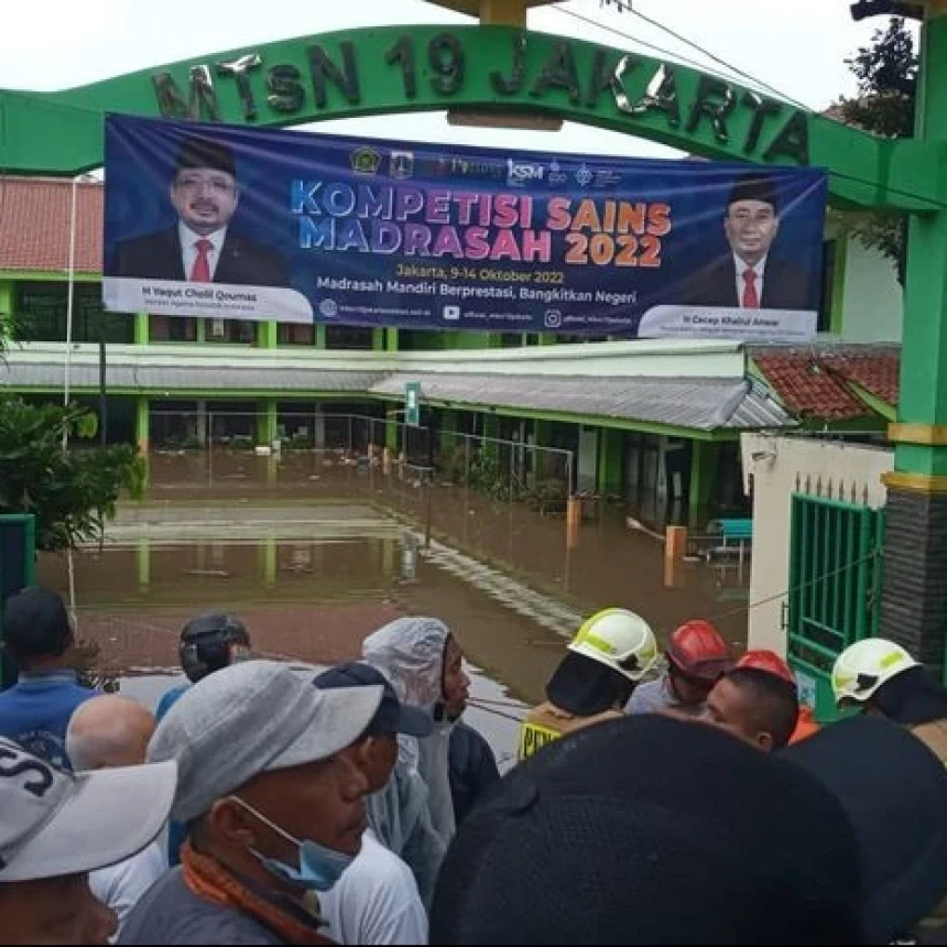 3 Pelajar MTsN 19 Jakarta Tewas Tertimpa Tembok, LPBINU Dorong Pemerintah Perkuat Penanganan Bencana