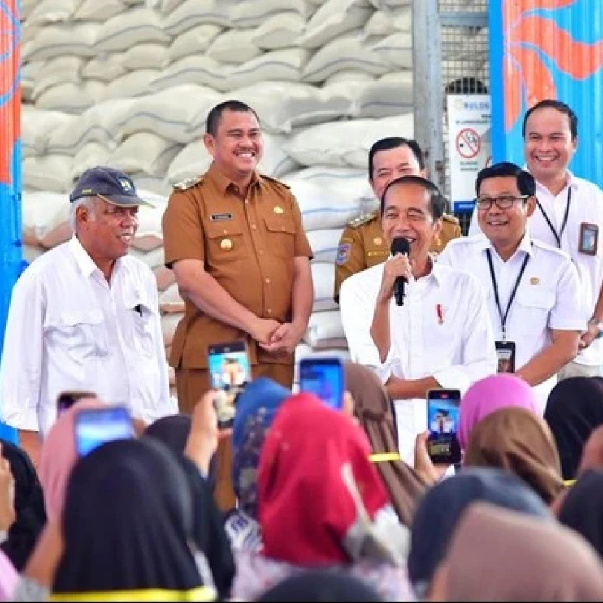 Presiden Jokowi Berencana Perpanjang Bantuan Beras hingga Akhir 2024