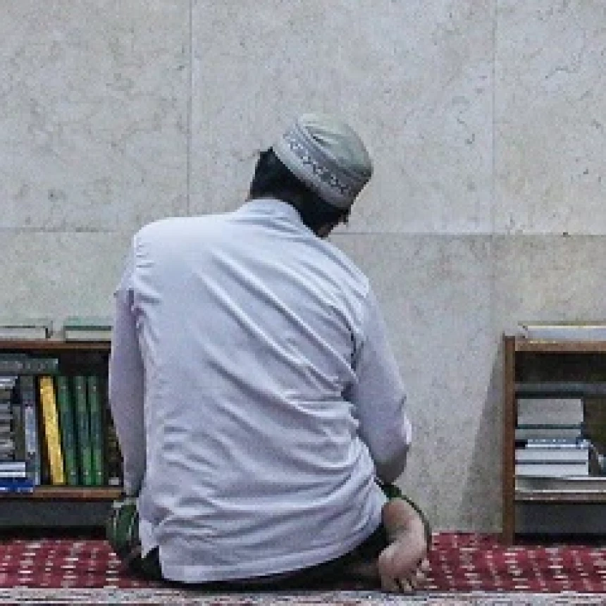 Yakin Shalat secara Genap, Tapi Diperingatkan Kurang Rakaat