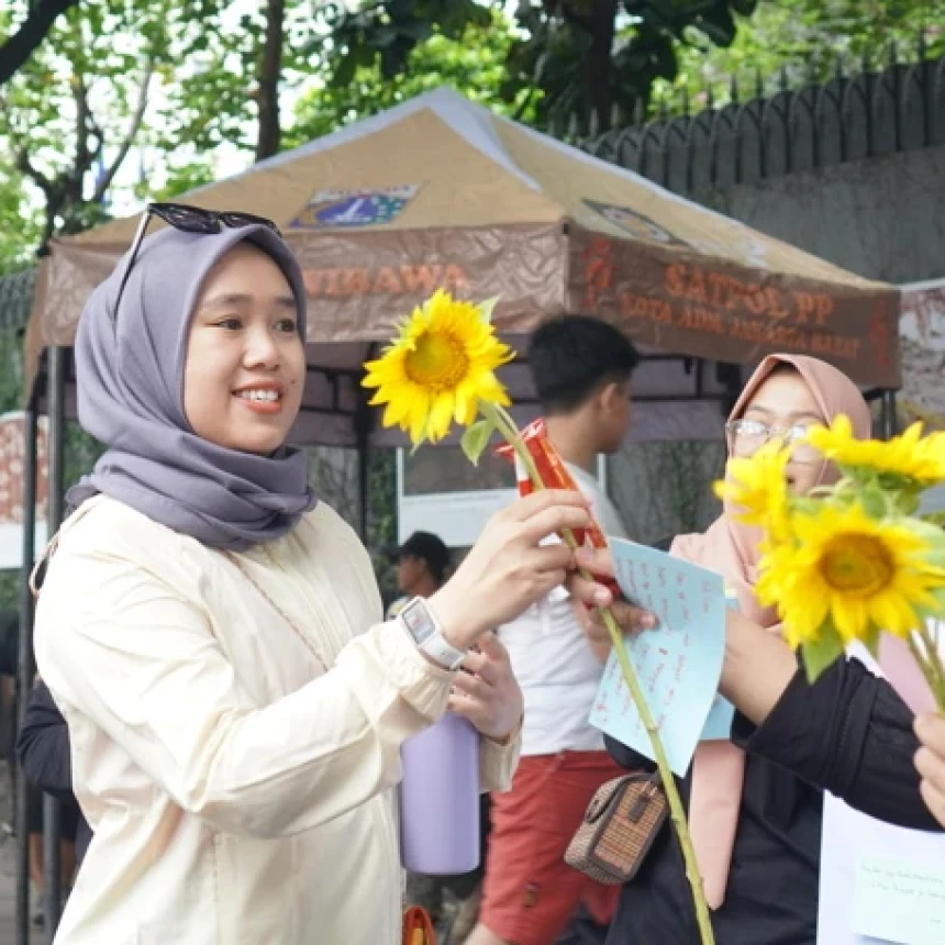 IPPNU Gelar Kampanye Dukungan terhadap Korban Kekerasan Lewat Fun Walk Peluk dalam Kata