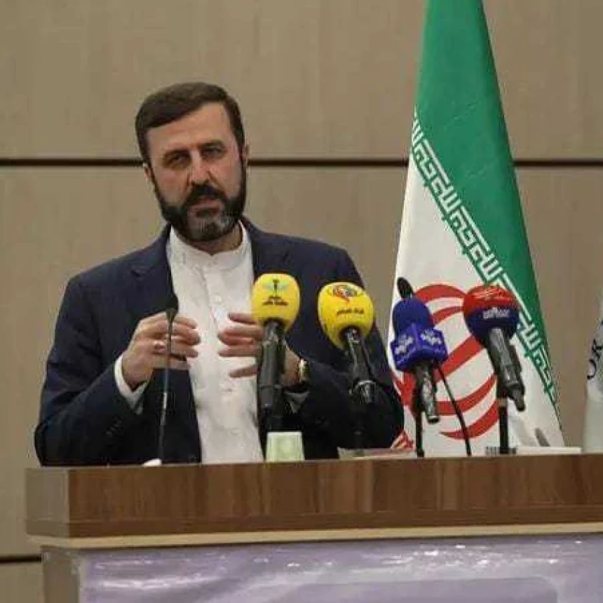 Wamenlu Iran Bantah Rencana Trump Kuasai Selat Hormuz: Tidak Bisa Direbut dengan Cuitan
