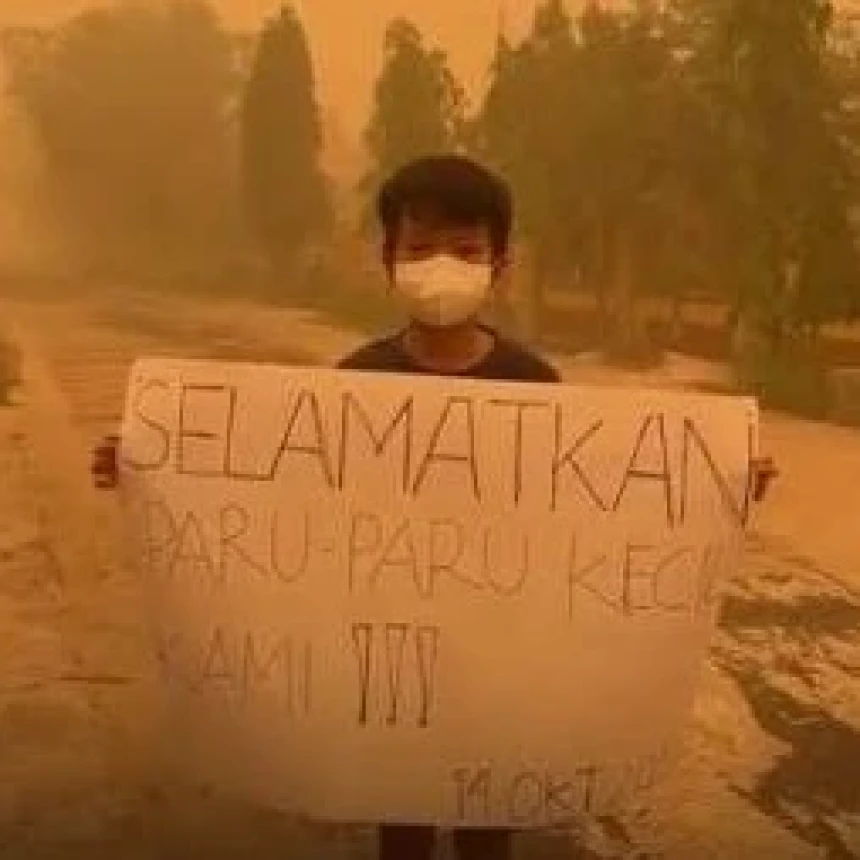 Anak-Anak di Palangka Raya Alami Batuk dan Muntah di Tengah Kabut Asap Karhutla