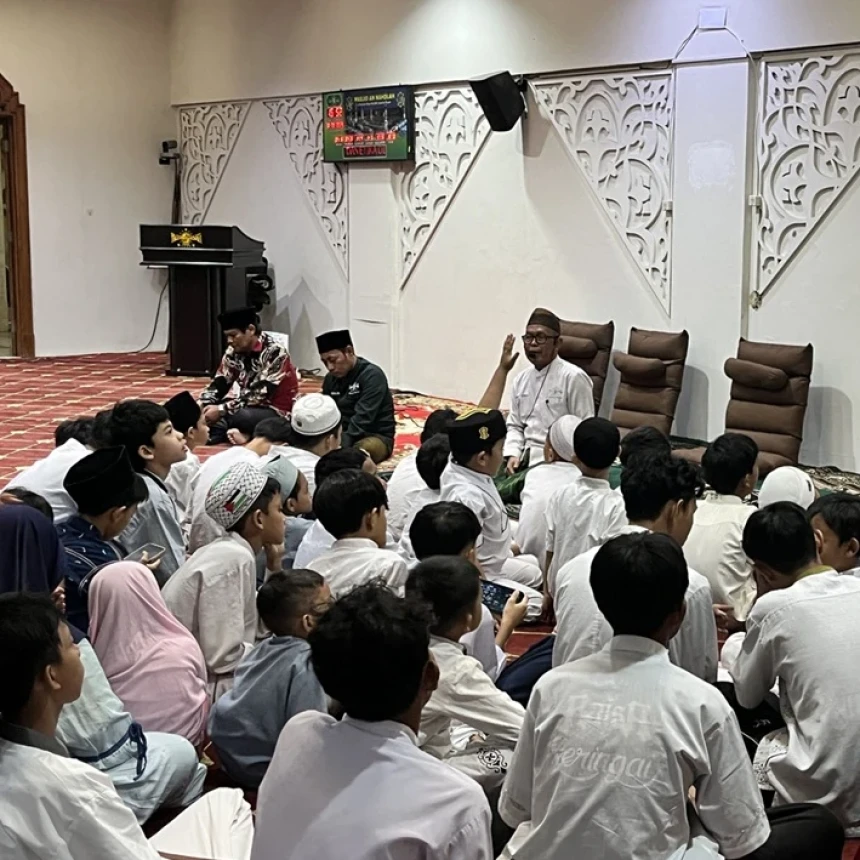 Jelang Pengumuman Susunan Kepengurusan, PBNU Gelar Istighosah dan Santunan Anak Yatim