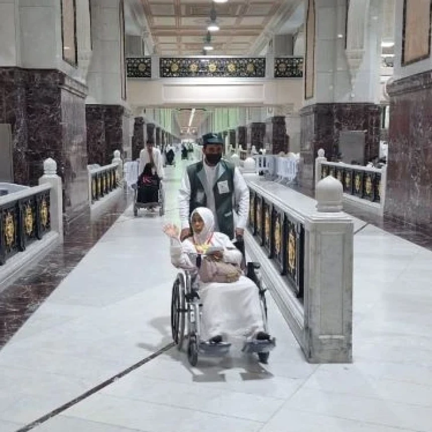 Petugas Haji 2024 Siapkan Safari Wukuf untuk 300 Jamaah Sakit dan Lansia 