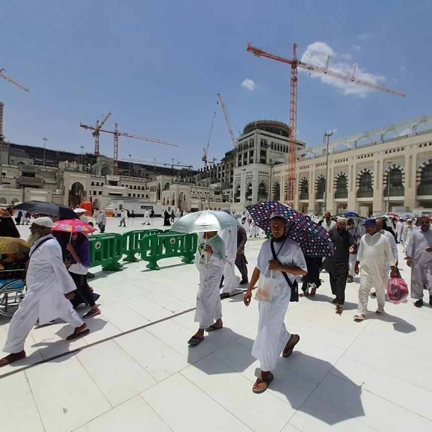 Suhu Ekstrem di Arab Saudi, Jamaah Haji Indonesia Diingatkan Tetap Jaga Kesehatan