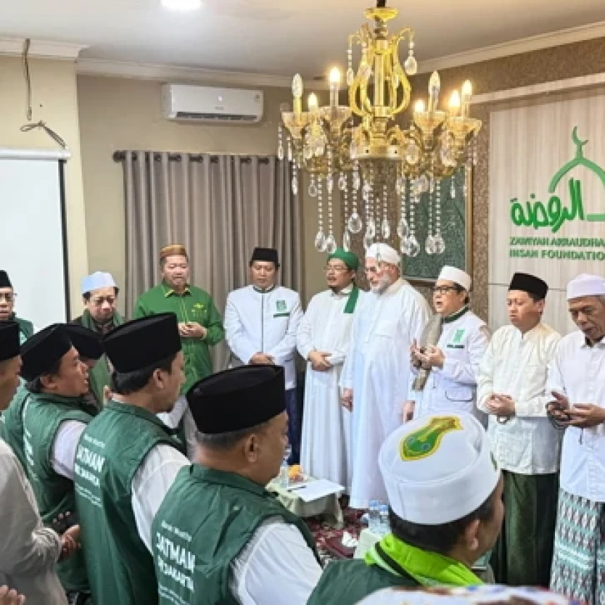 Lantik Pengurus JATMAN DKI Jakarta, KH Ali Masykur Musa Ajak Masyarakat Menempuh Jalan Tarekat