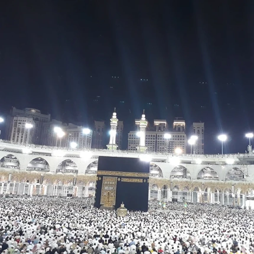Eskalasi Konflik Saudi-Houthi, Komnas Haji: Keselamatan Jamaah Umrah Harus Diutamakan