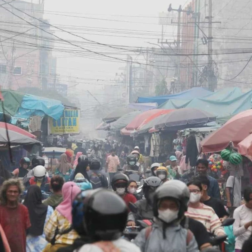 Asap Karhutla Selimuti Palembang, Jarak Pandang Penerbangan Turun hingga 400 Meter