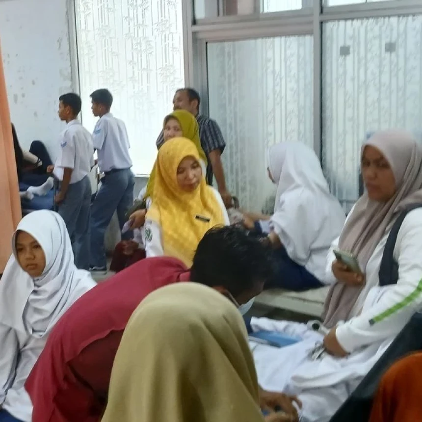 Puluhan Siswa MTsN 1 Pariaman Diduga Keracunan MBG, Pemerintah Harusnya Evaluasi Tata Kelola