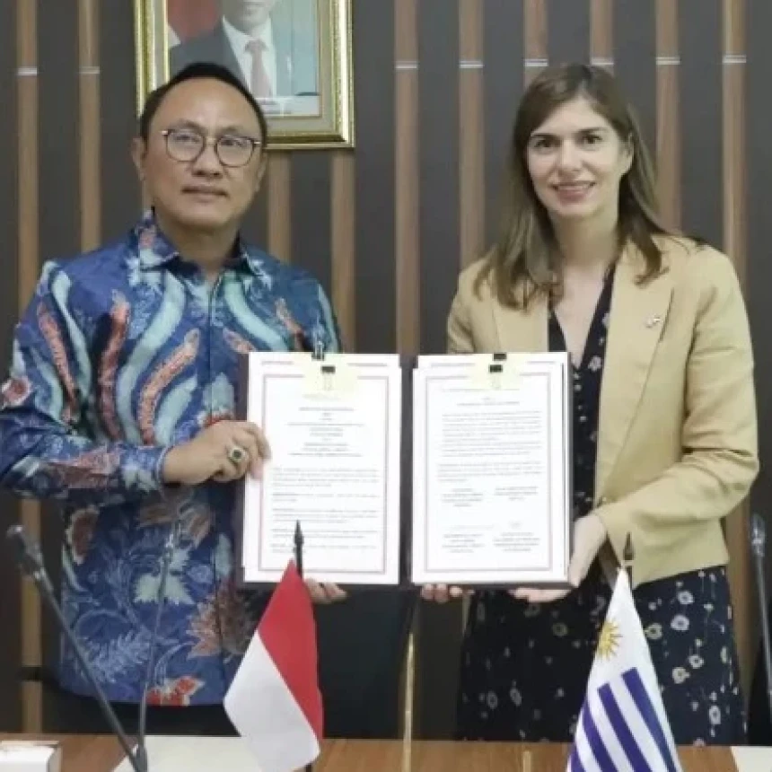 Manfaatkan Potensi Pasar Halal Global, Indonesia dan Uruguay Teken Kerja Sama JPH