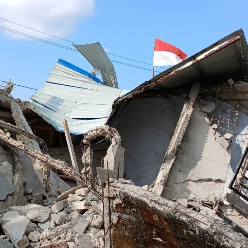 Update Data Gempa NTT: 91 Meninggal Dunia, 1.505 Luka-Luka, 161 Ribu Warga Mengungsi, 6.409 Gempa Susulan