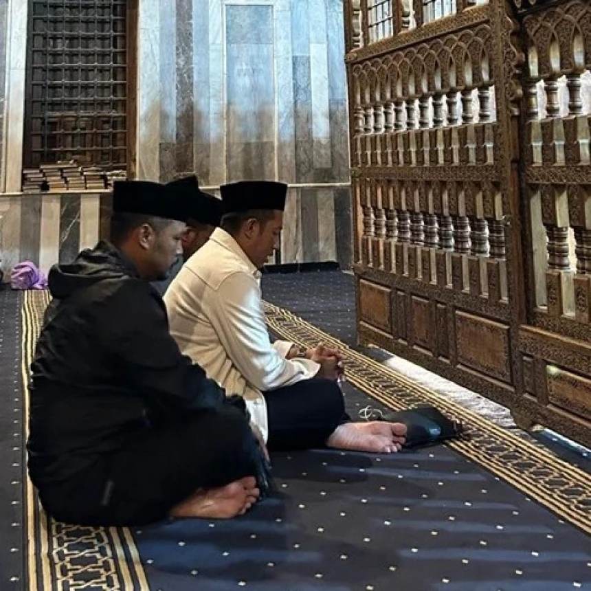 Di Negeri Kinanah, Ketum GP Ansor Berbagi Pengalaman Ziarah ke Makam Ulama dan Cucu Nabi