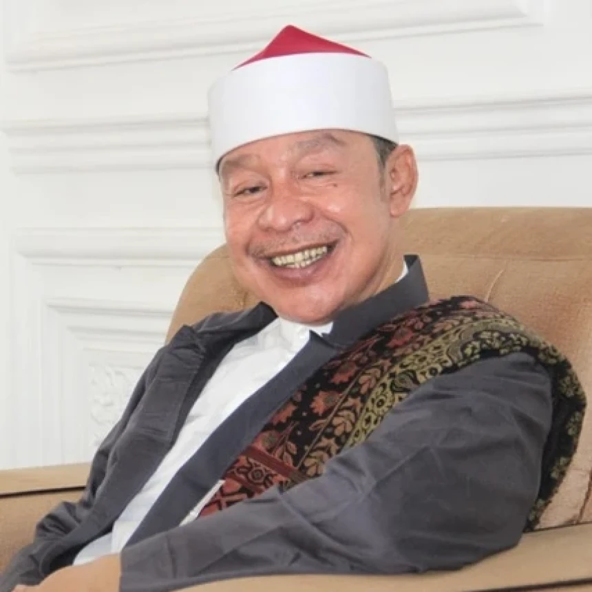 Innalillah Sesepuh Buntet Pesantren dan Rais Syuriyah PBNU KH Adib Rofiuddin Izza Meninggal Dunia