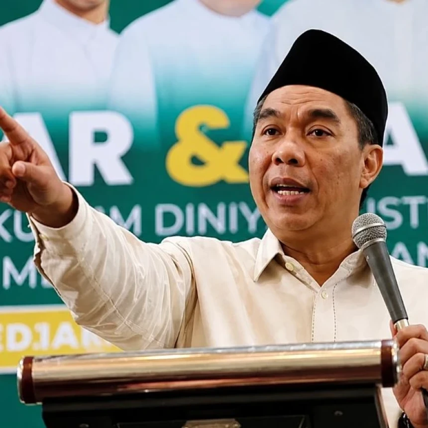 Waketum PBNU KH Zulfa Mustofa Luncurkan Kitab, Ajak Ulama Hidupkan Tradisi Menulis