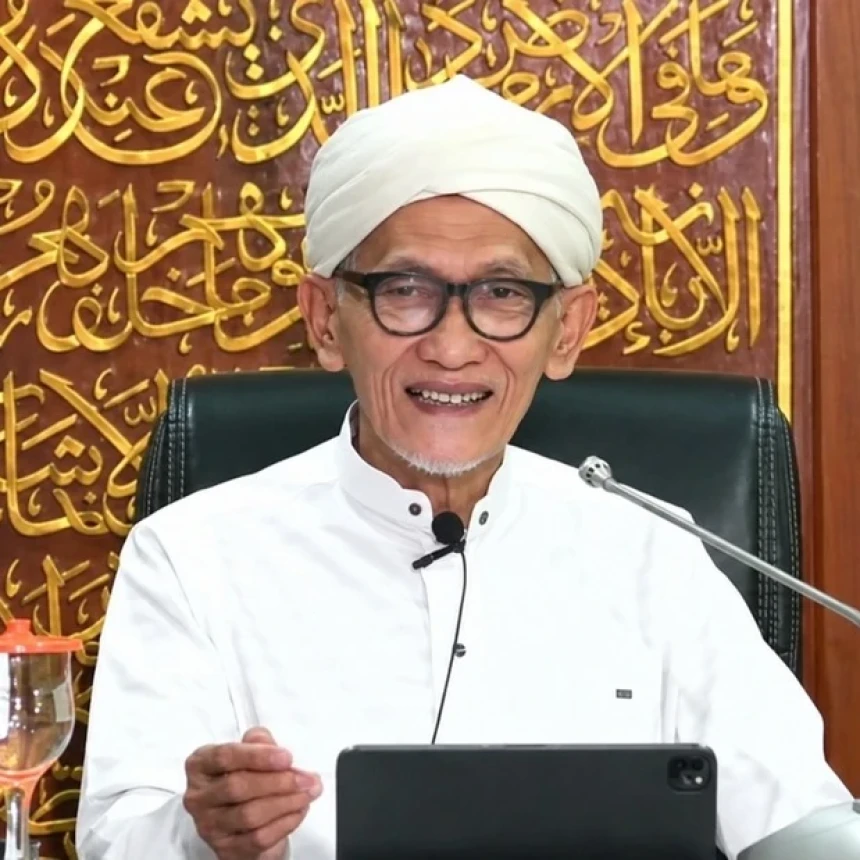 Terpilih Jadi Anggota AHWA, Ini Profil KH Miftachul Akhyar
