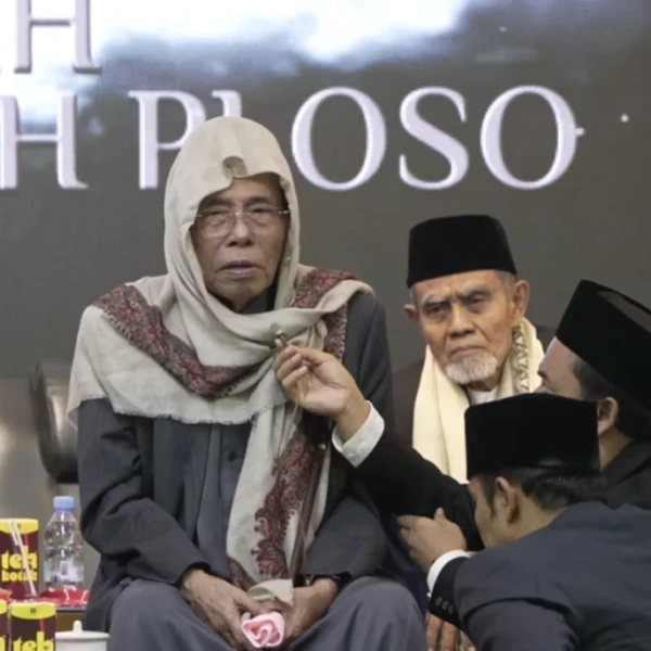 KH Nurul Huda Djazuli Ingatkan Pentingnya Jaga Tradisi Belajar-Mengajar agar Sanad Ilmu Terus Terhubung