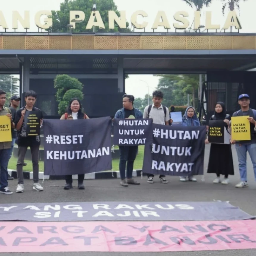 3 Tuntutan Koalisi Masyarakat Sipil dalam Revisi Undang-Undang Kehutanan